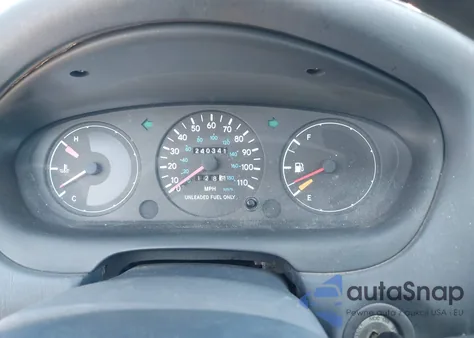 1993 Geo Prizm Lsi from USA, damaged, VIN 1Y1SK5363PZ018140